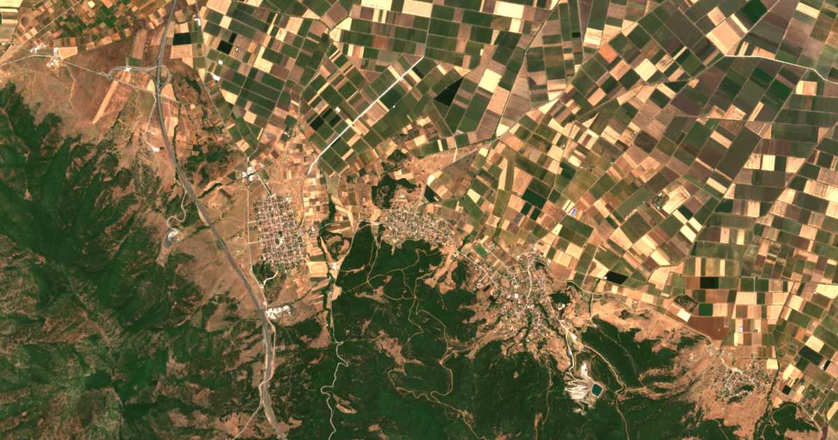 Mapa por satélite de Achladéa
