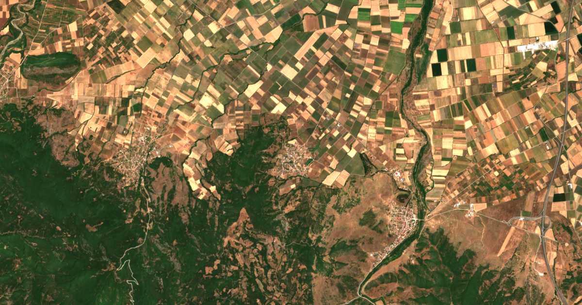 Mapa por satélite de Loutrón