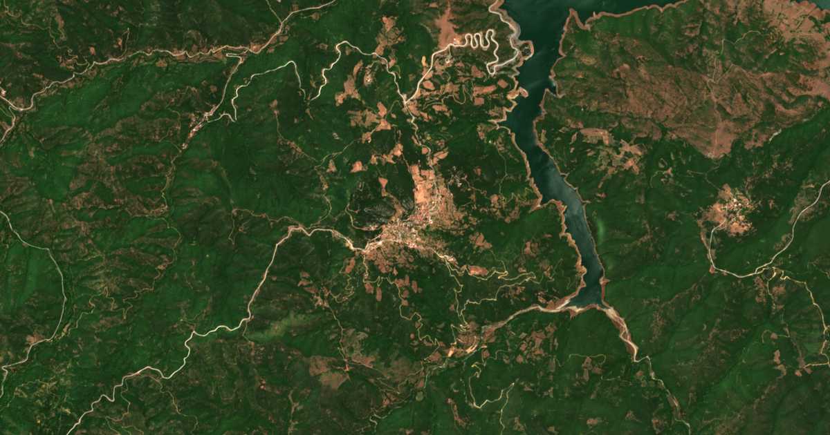 Mapa por satélite de Loutropigí