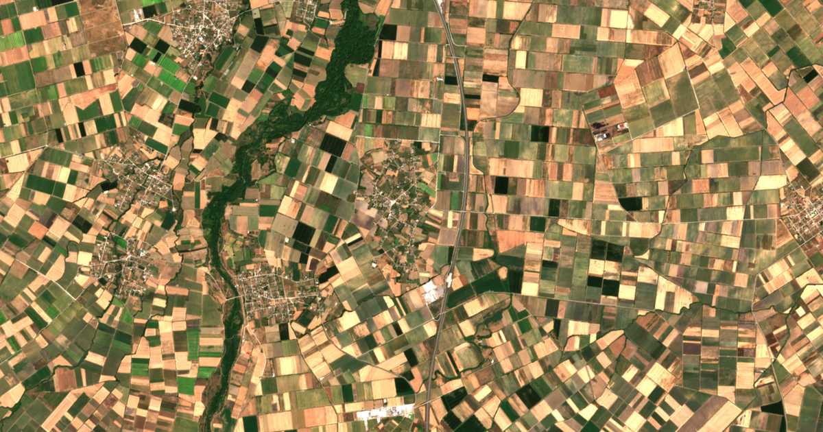 Mapa por satélite de Mavrachádes