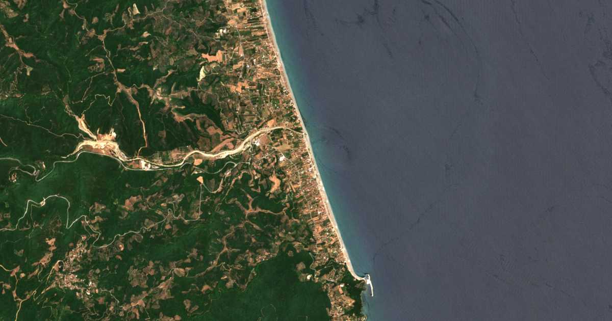 Mapa por satélite de Agiókampos