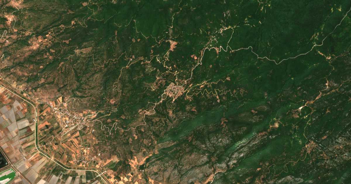 Mapa por satélite de Élafos