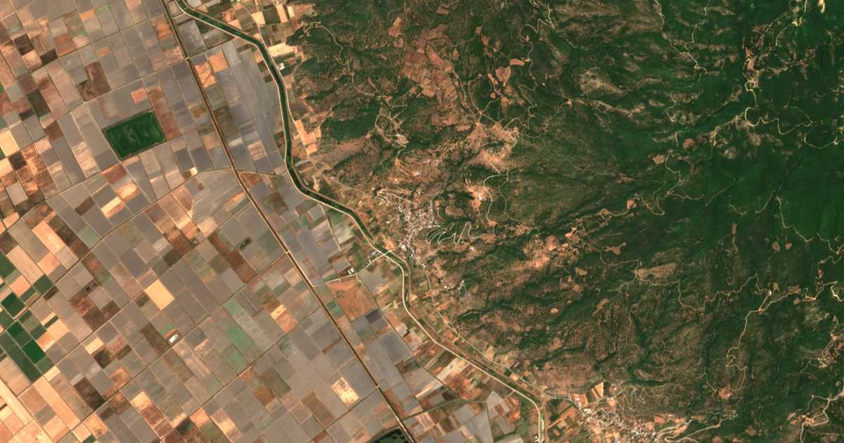Mapa por satélite de Káto Amygdalí