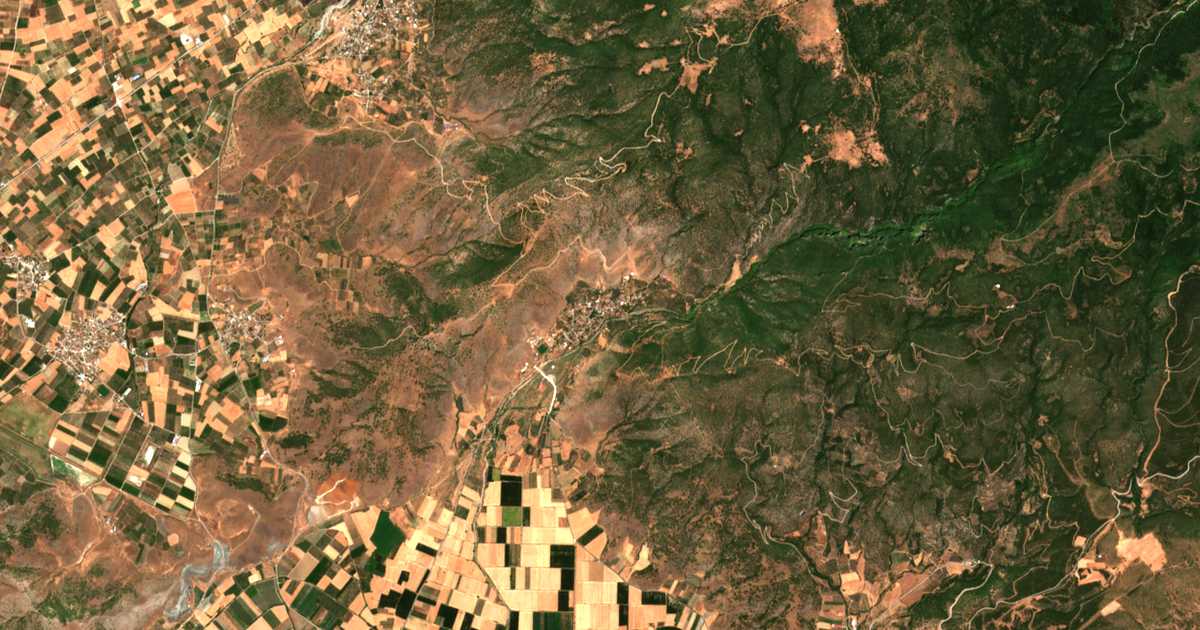 Mapa por satélite de Marmaríni