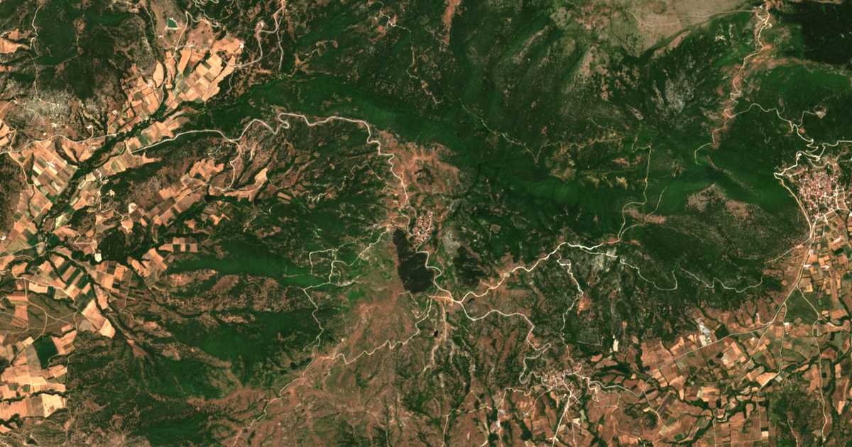 Mapa por satélite de Kryóvrysi