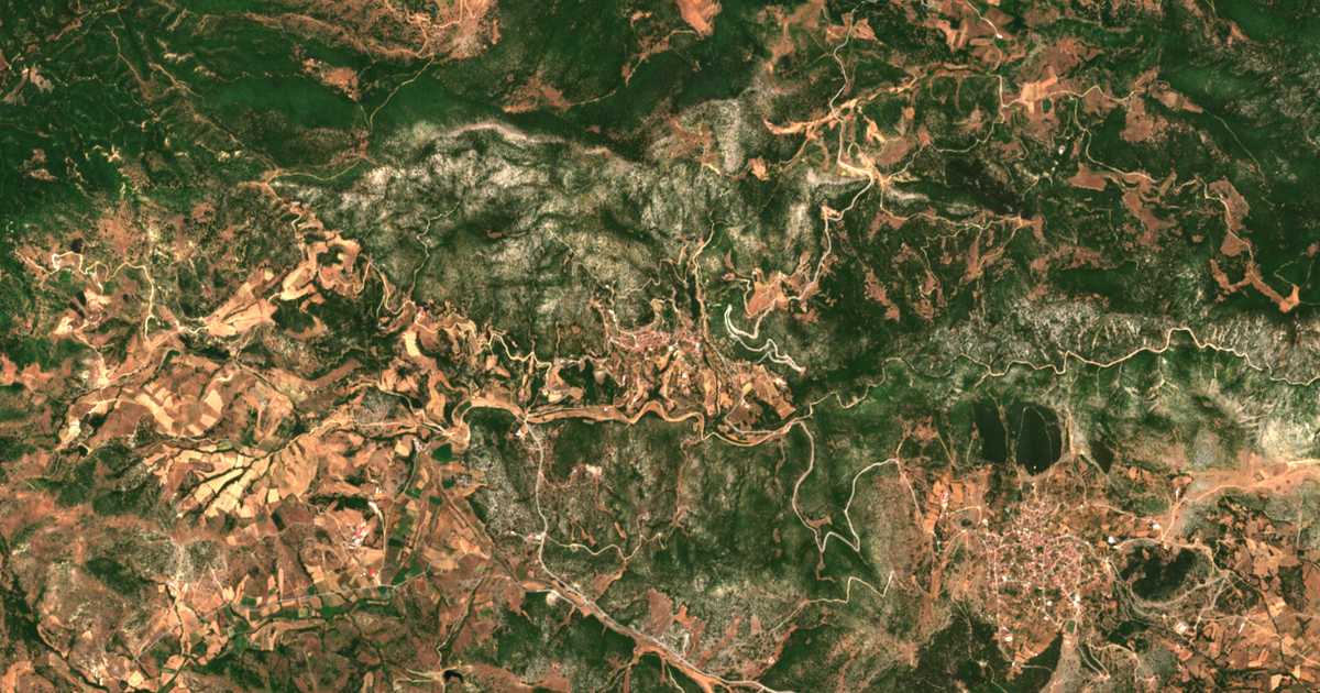 Mapa por satélite de Loutrón