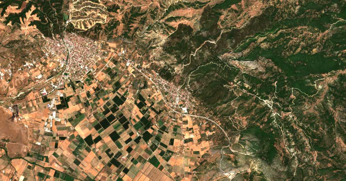 Mapa por satélite de Tsarítsani