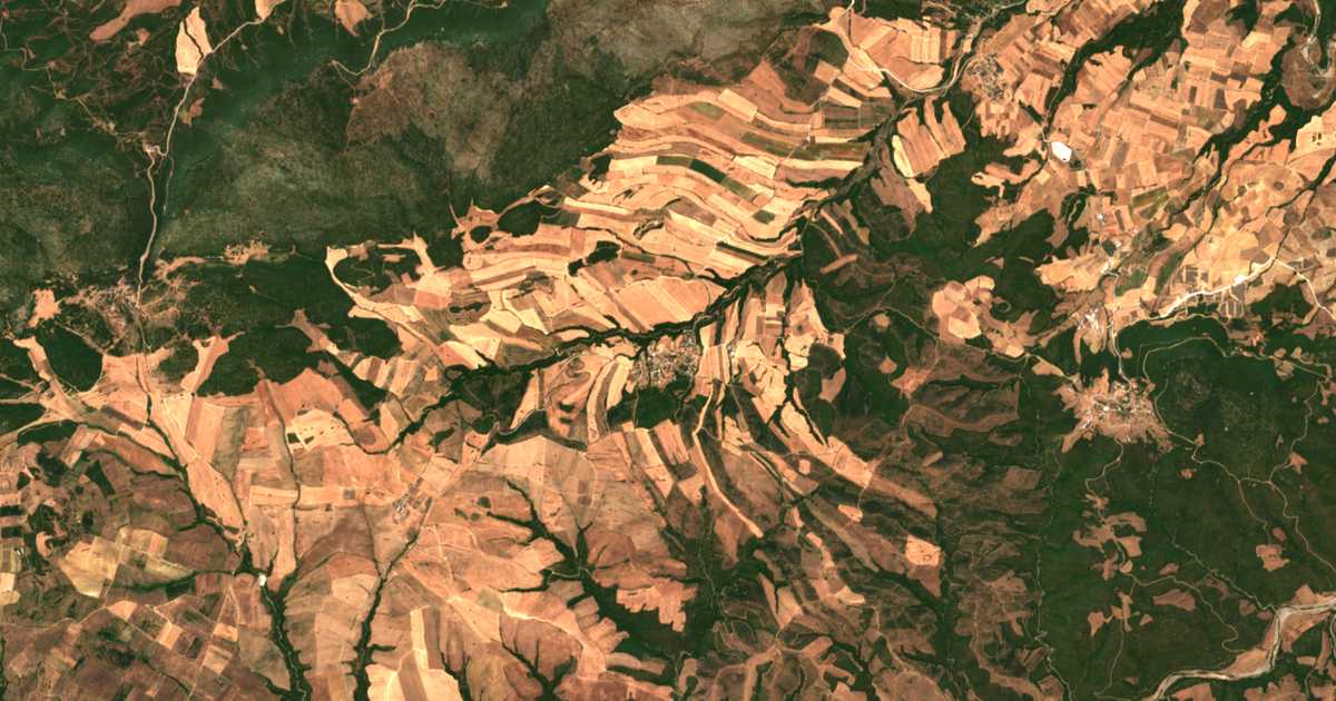 Mapa por satélite de Ágios Antónios