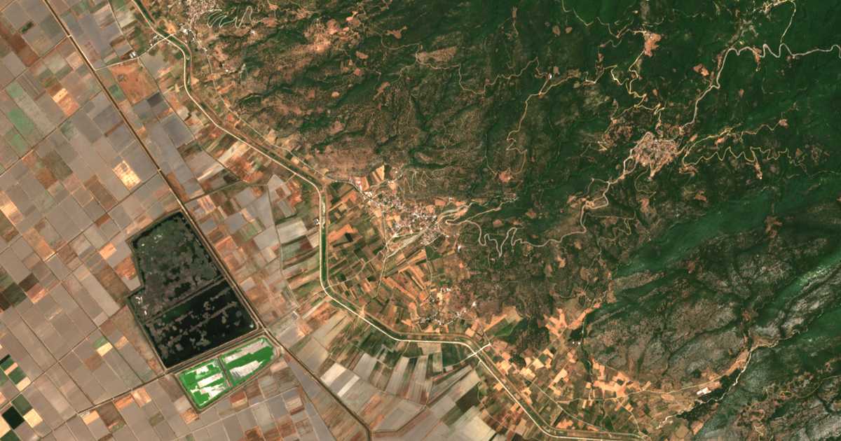 Mapa por satélite de Kalamákion