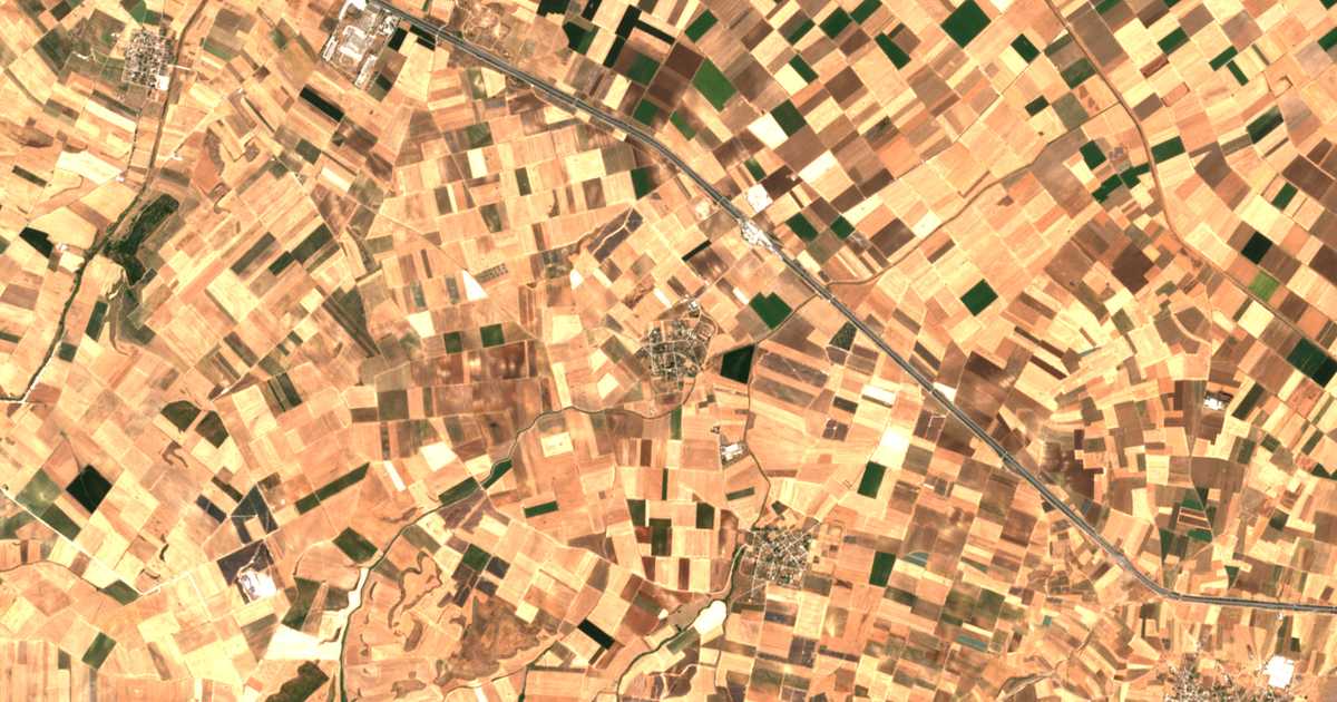 Mapa por satélite de Kyparíssia