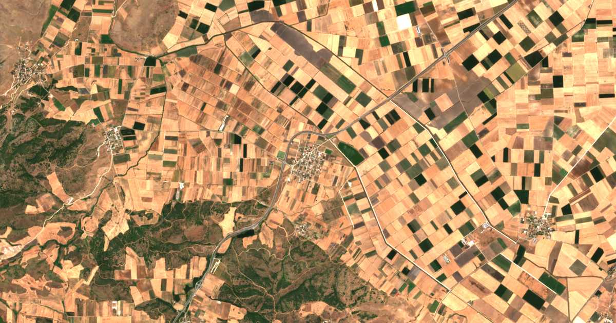 Mapa por satélite de Mavrovoúnion