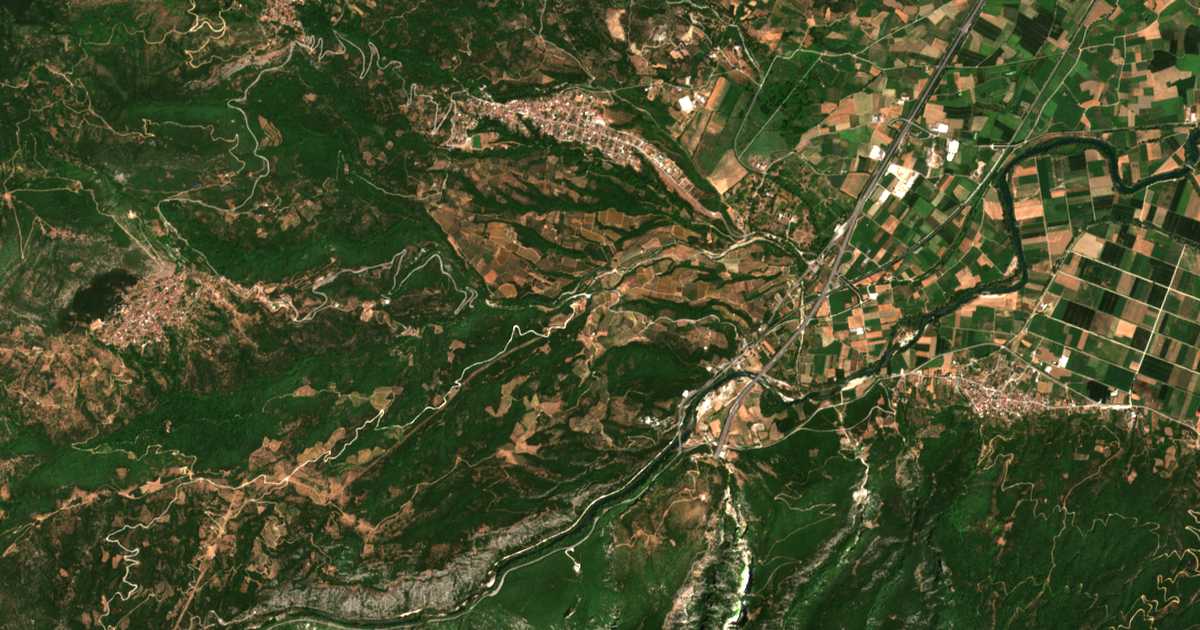 Mapa por satélite de Peratariá