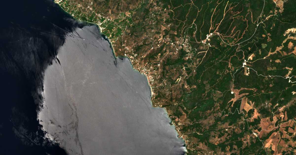 Mapa por satélite de Áfyssos