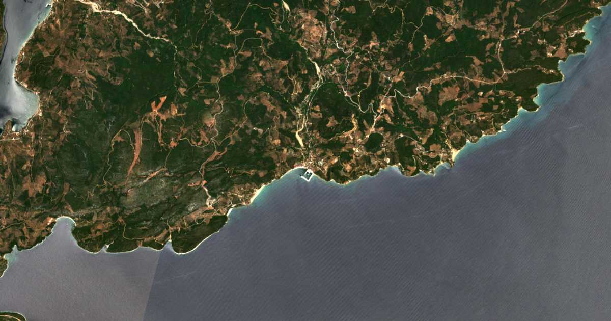Mapa por satélite de Plataniá