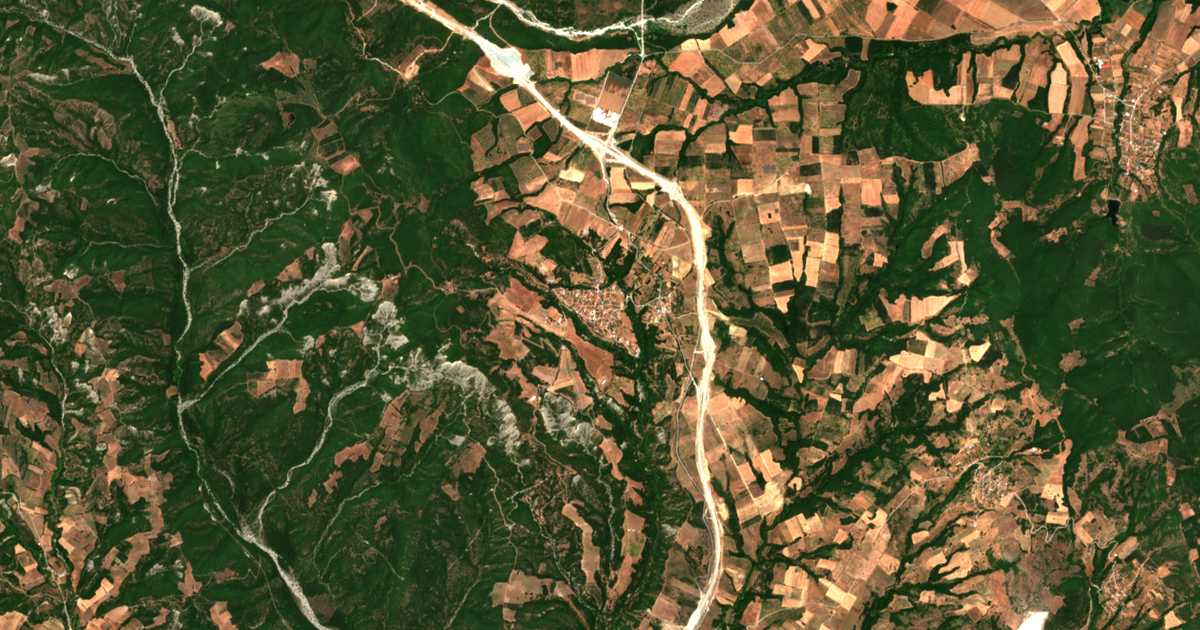 Mapa por satélite de Agiófyllon