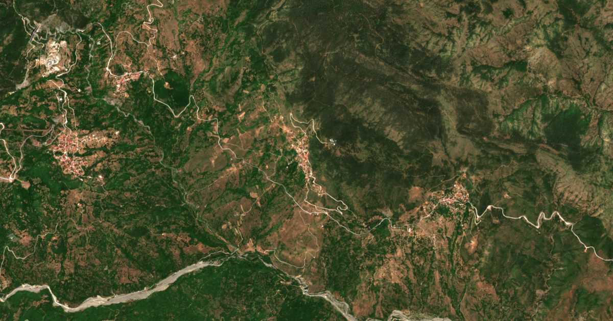 Mapa por satélite de Péfki