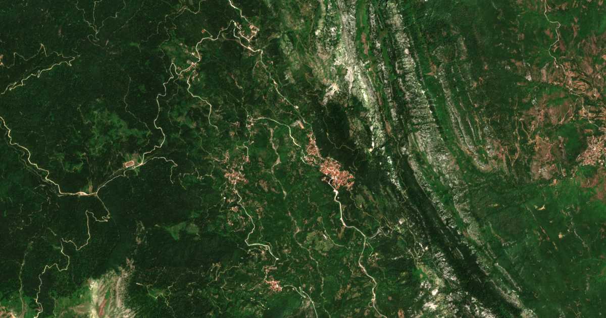 Mapa por satélite de Eláti