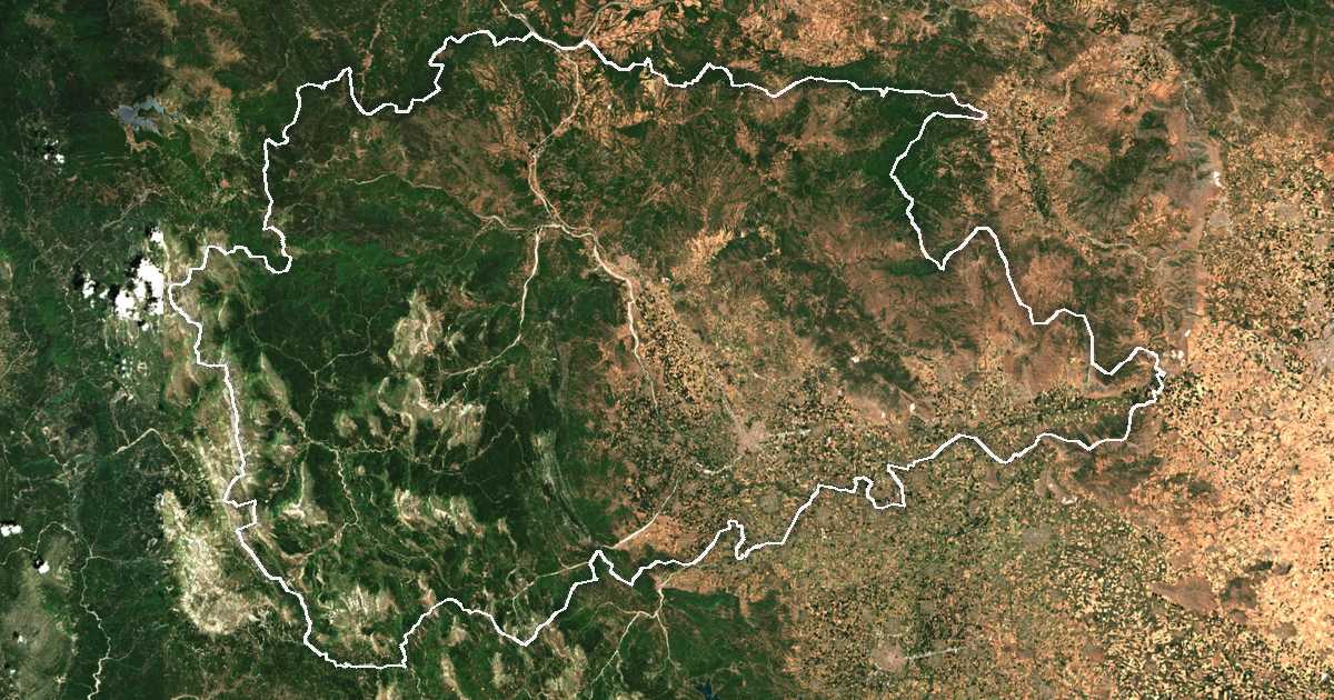 Imagen de satélite con el límite trazado: Unidad periférica de Tríkala