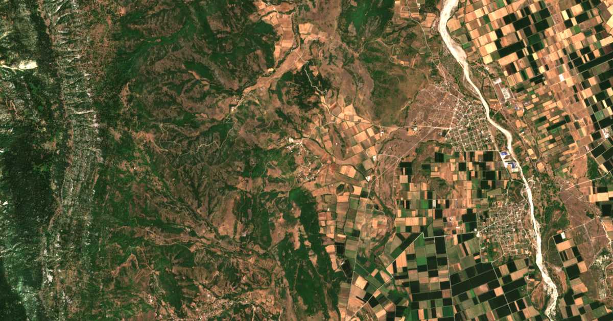 Mapa por satélite de Antalláxima