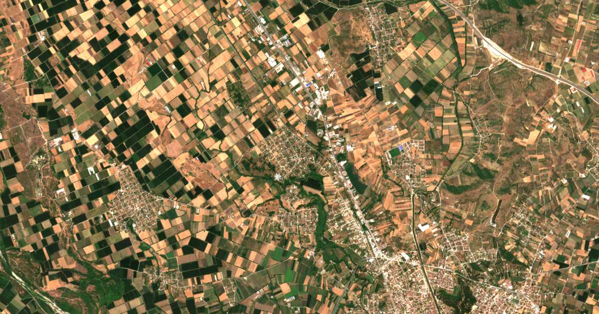 Mapa por satélite de Méga Kefalóvryson