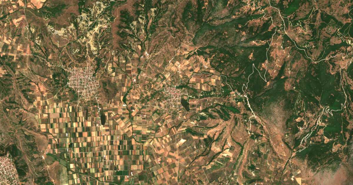 Mapa por satélite de Plátanos