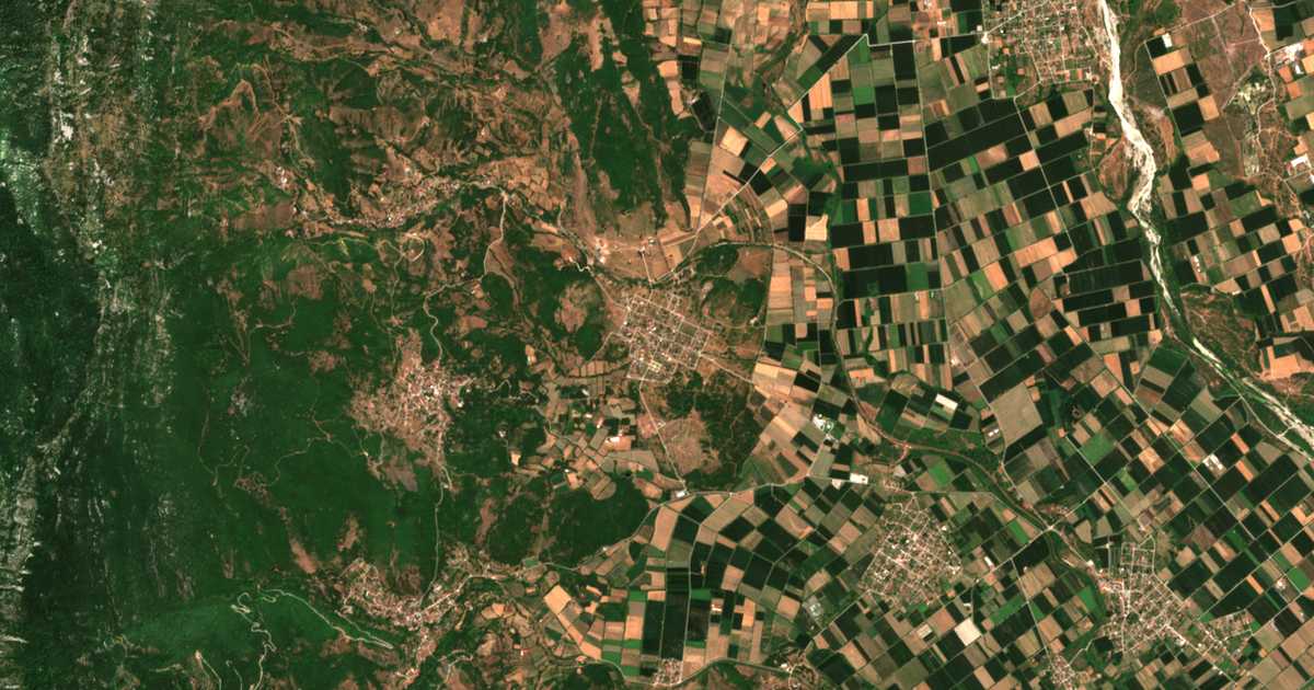 Mapa por satélite de Prínos