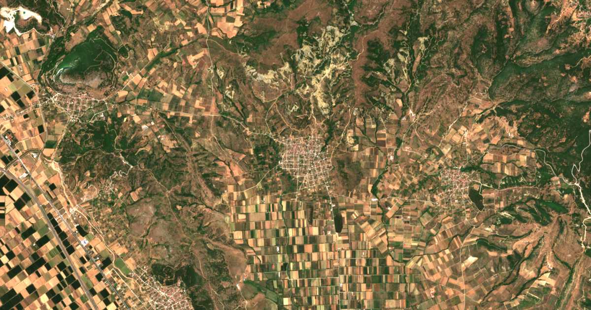 Mapa por satélite de Rízoma