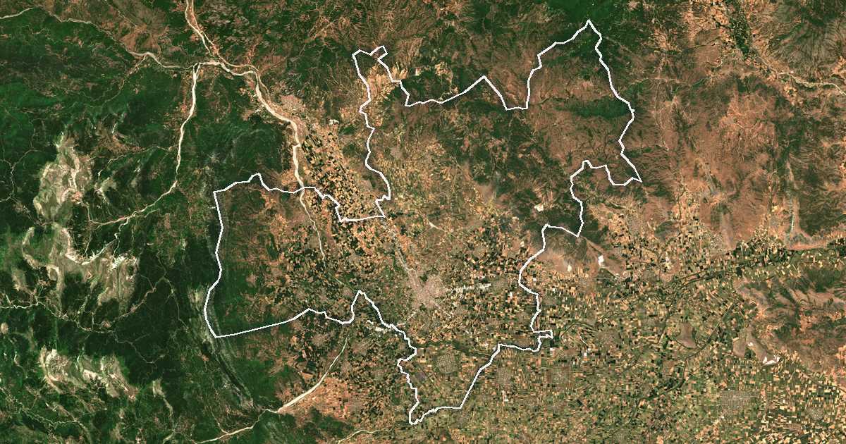 Imagen de satélite con el límite trazado: Trikala