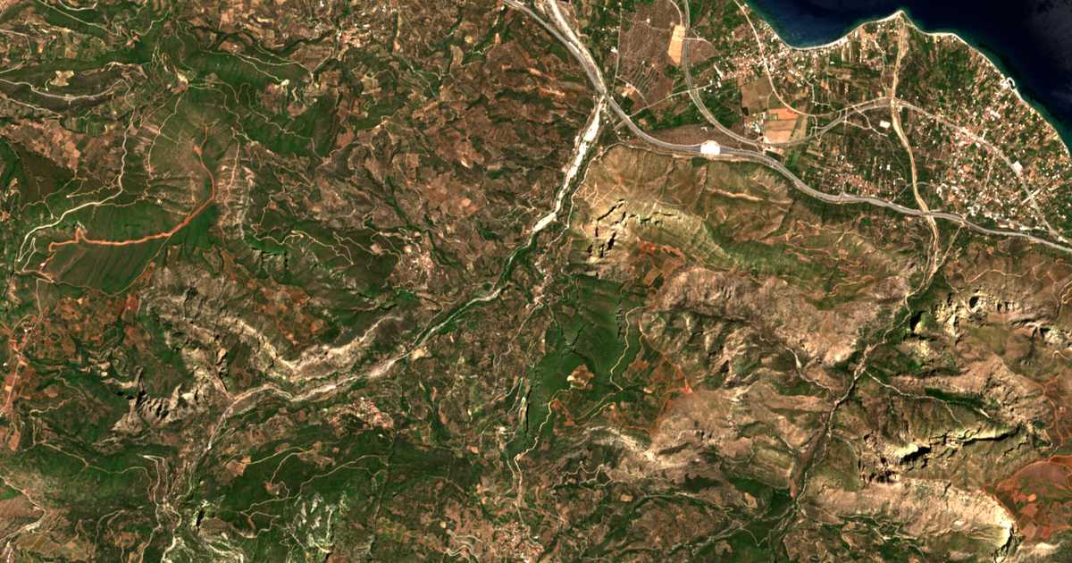 Mapa por satélite de Dervénion