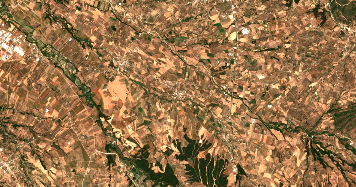 Mapa por satélite de Faraí
