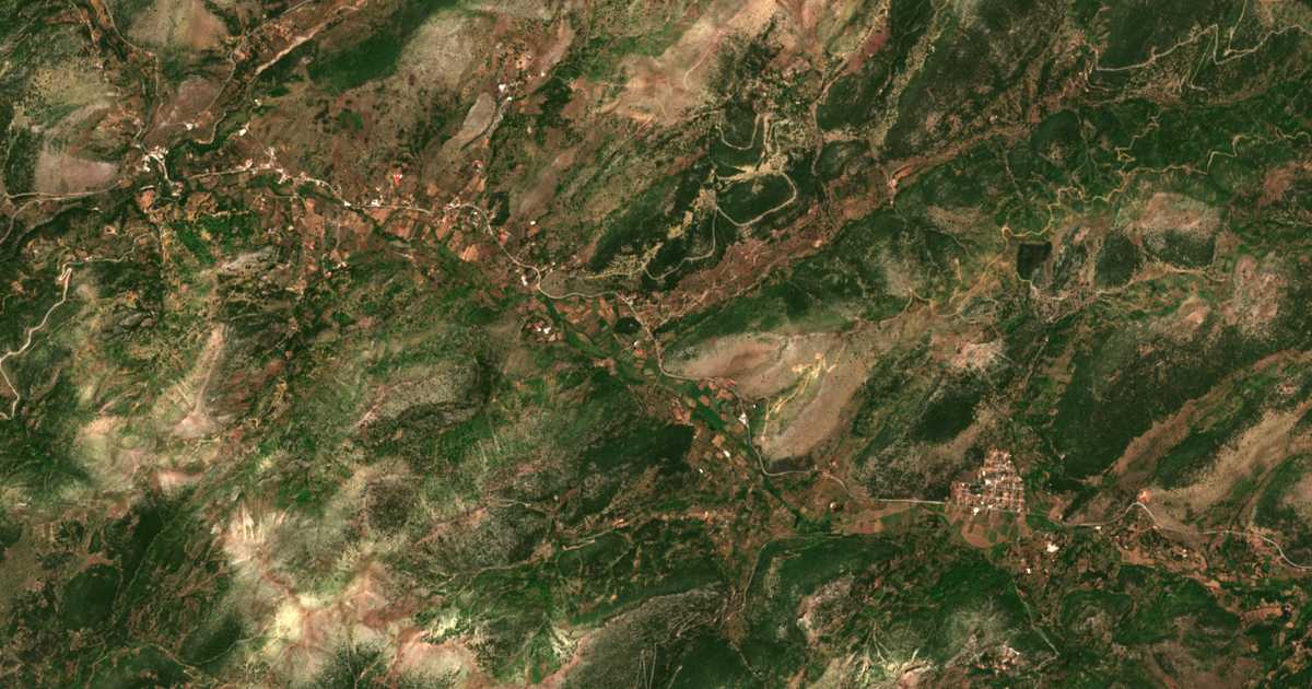 Mapa por satélite de Ágios Geórgios