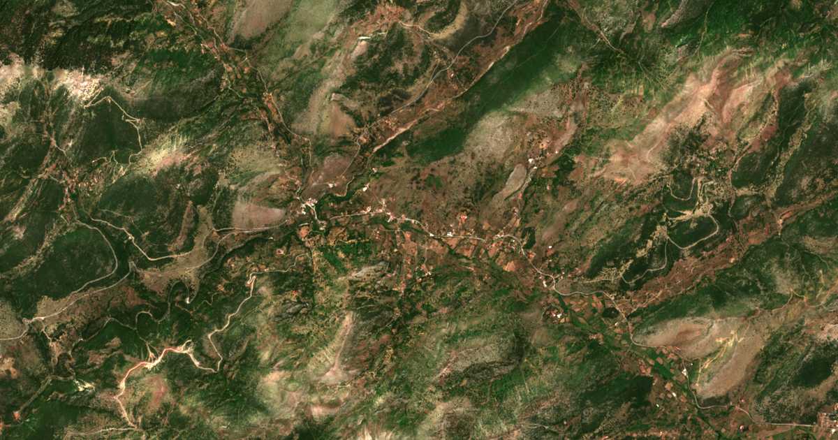 Mapa por satélite de Káto Tripótama