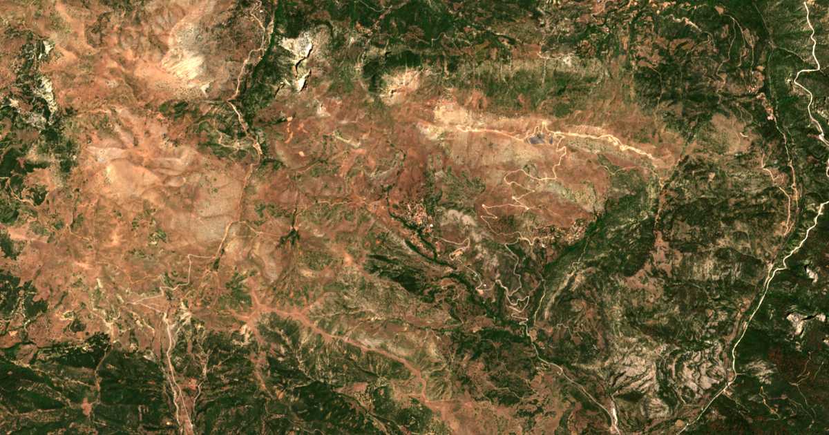Mapa por satélite de Kerpiní