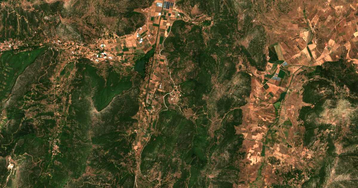 Mapa por satélite de Lagovoúnion