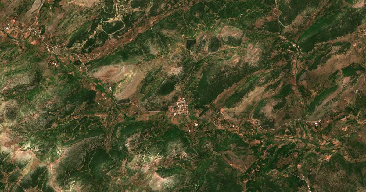 Mapa por satélite de Palaiós Páos