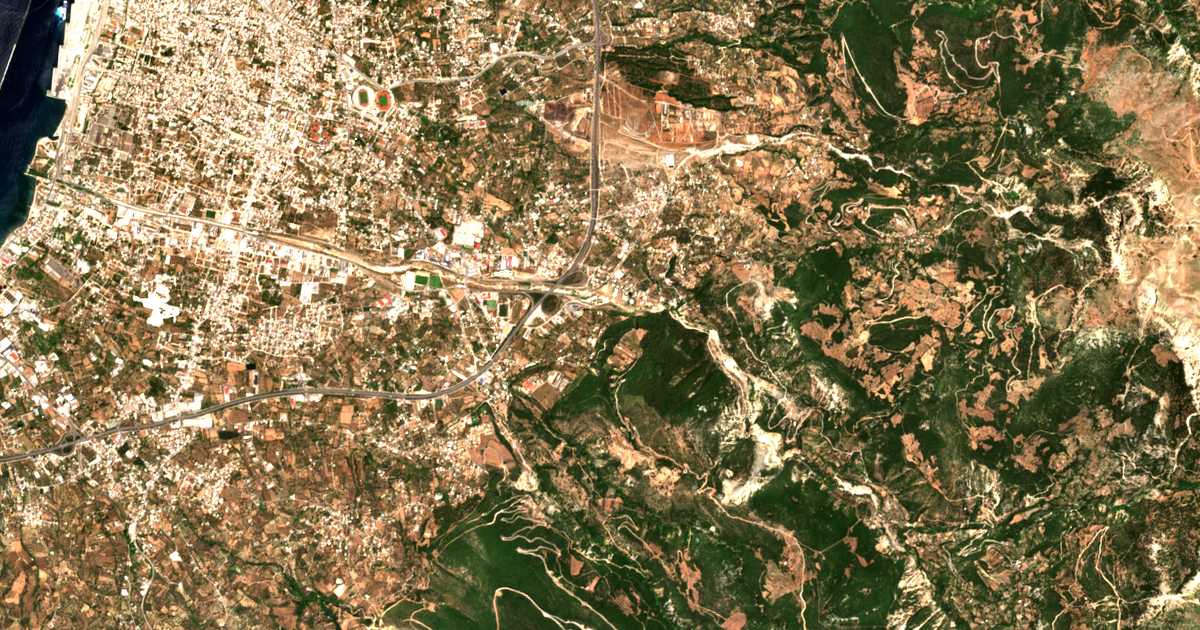 Mapa por satélite de Mavromandíla