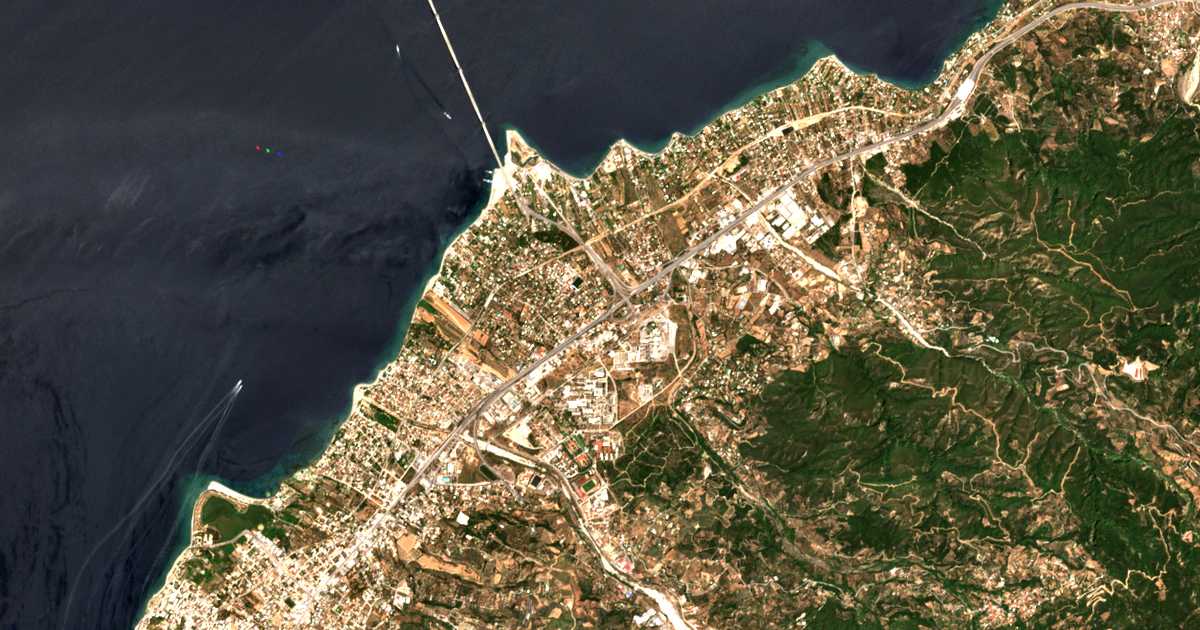 Mapa por satélite de Ríon