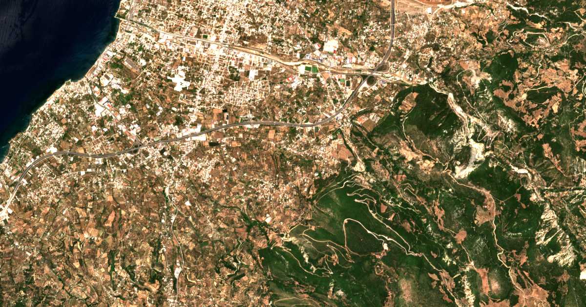 Mapa por satélite de Saraválion