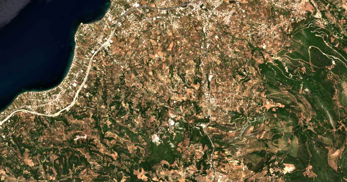 Mapa por satélite de Théa