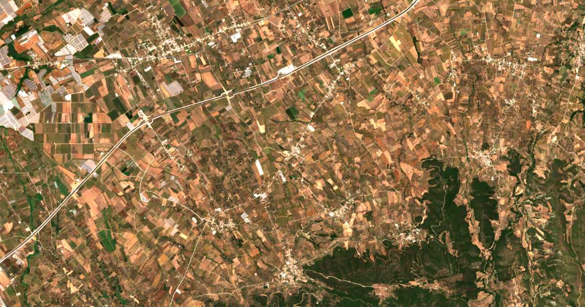 Mapa por satélite de Gioulaíika
