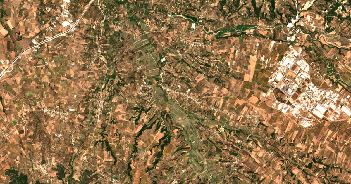 Mapa por satélite de Lousiká