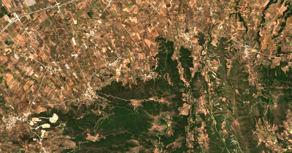 Mapa por satélite de Pournárion