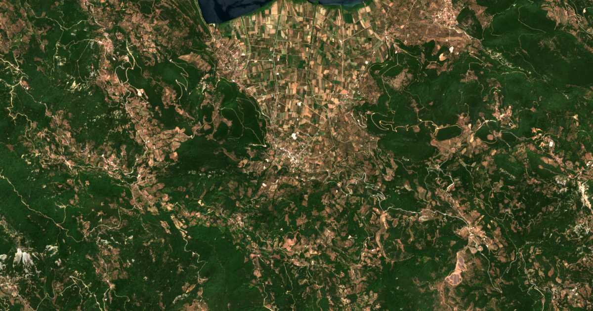 Mapa por satélite de Káto Makrinoú