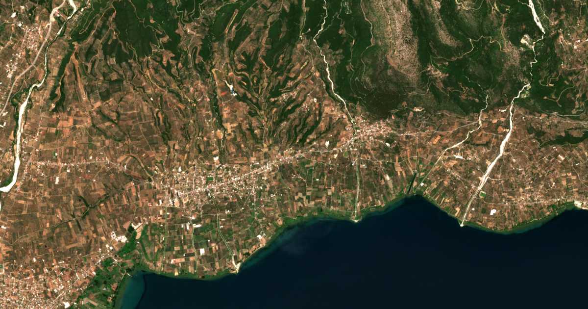 Mapa por satélite de Káto Tragána