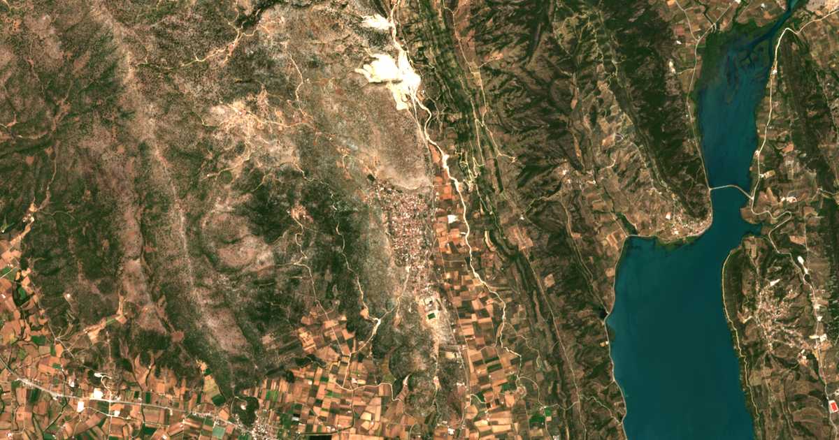 Mapa por satélite de Lepenoú