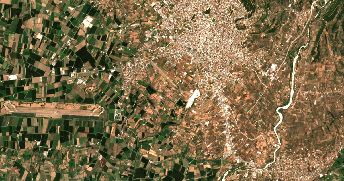 Mapa por satélite de Veloúchi