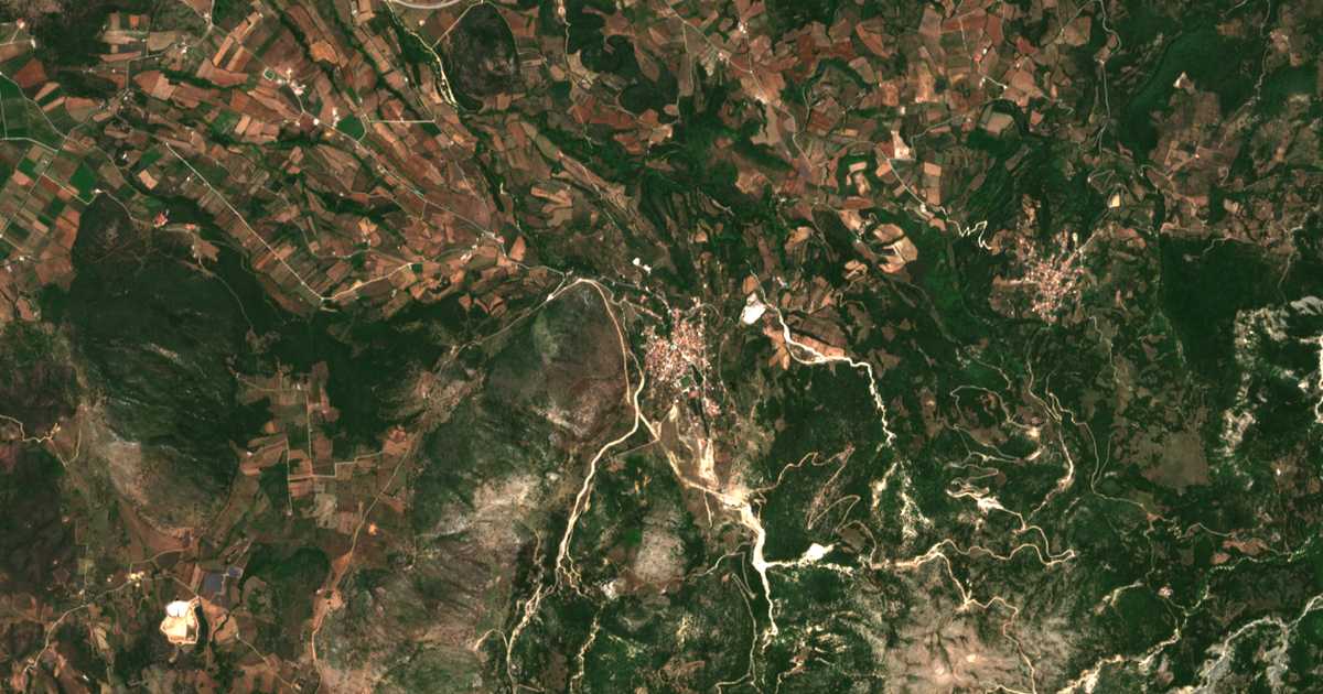 Mapa por satélite de Monastirákion