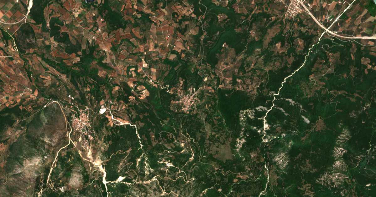 Mapa por satélite de Thýrion