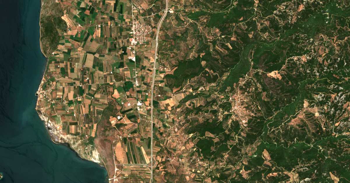 Mapa por satélite de Amfilochikó Árgos