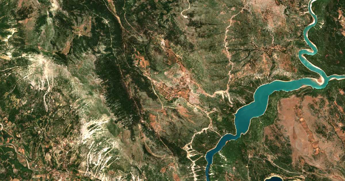 Mapa por satélite de Perdikákion
